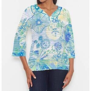 NEW WHIMSY ROSE banded 3/4 bell-sleeve v-neck tunic in sand dollar aqua